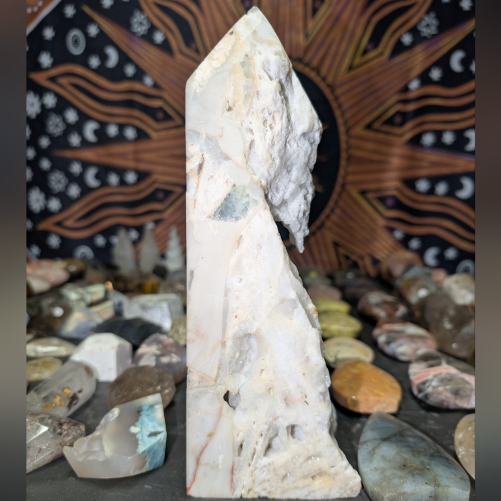 Quartz On Chalcedony Tower